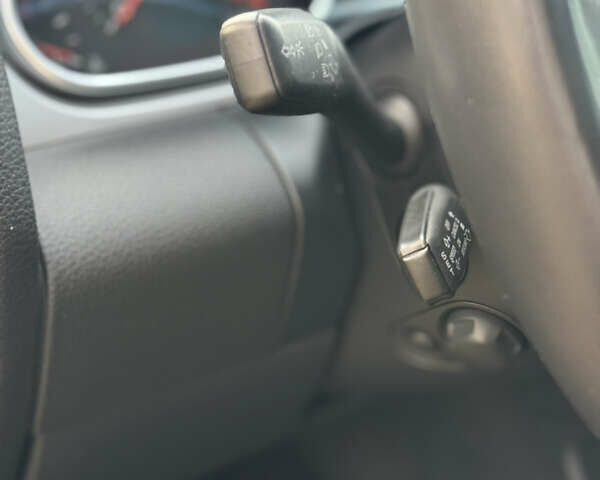 Серый Ауди Ку 7, объемом двигателя 3 л и пробегом 190 тыс. км за 17500 $, фото 30 на Automoto.ua