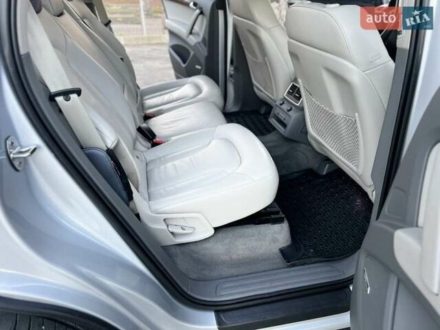 Сірий Ауді Ку 7, об'ємом двигуна 2.97 л та пробігом 257 тис. км за 19999 $, фото 19 на Automoto.ua