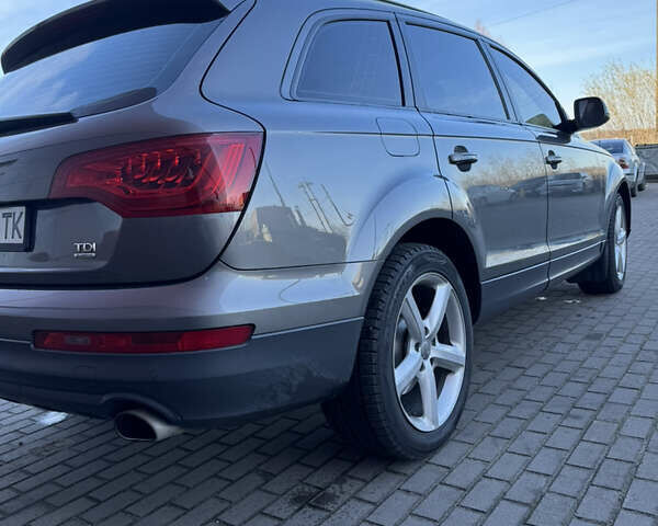 Серый Ауди Ку 7, объемом двигателя 2.97 л и пробегом 212 тыс. км за 18500 $, фото 4 на Automoto.ua