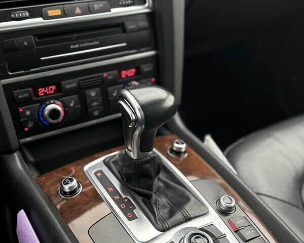 Серый Ауди Ку 7, объемом двигателя 2.97 л и пробегом 289 тыс. км за 15900 $, фото 11 на Automoto.ua