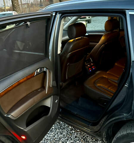 Сірий Ауді Ку 7, об'ємом двигуна 2.97 л та пробігом 265 тис. км за 18700 $, фото 36 на Automoto.ua