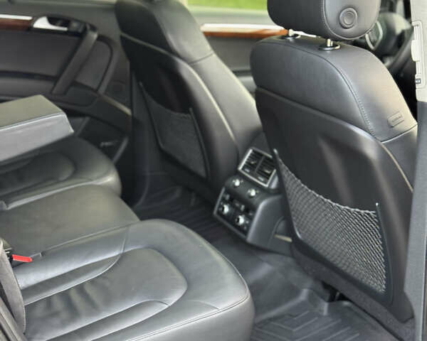 Серый Ауди Ку 7, объемом двигателя 3 л и пробегом 190 тыс. км за 17500 $, фото 25 на Automoto.ua