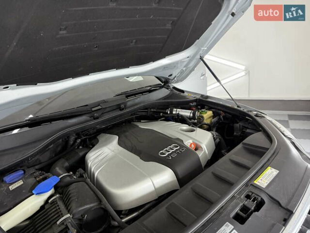 Сірий Ауді Ку 7, об'ємом двигуна 3 л та пробігом 257 тис. км за 17999 $, фото 56 на Automoto.ua