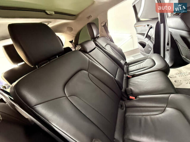 Сірий Ауді Ку 7, об'ємом двигуна 3 л та пробігом 257 тис. км за 17999 $, фото 30 на Automoto.ua