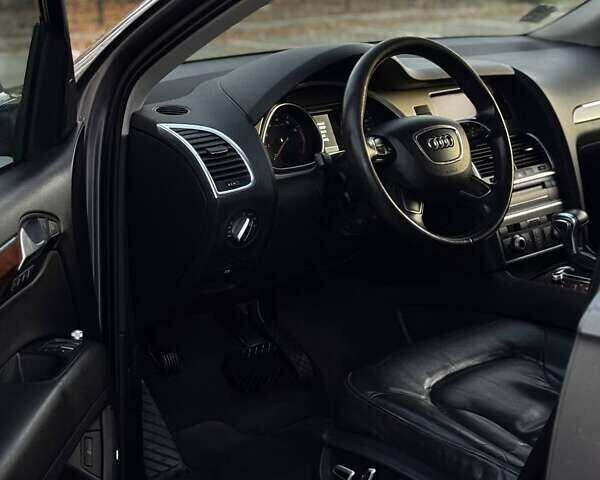 Сірий Ауді Ку 7, об'ємом двигуна 3 л та пробігом 300 тис. км за 15900 $, фото 9 на Automoto.ua
