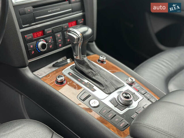 Сірий Ауді Ку 7, об'ємом двигуна 0 л та пробігом 296 тис. км за 17800 $, фото 13 на Automoto.ua