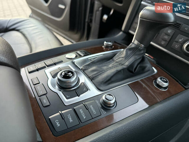 Ауди Ку 7 2013 в Ровно на Automoto.ua Серый Ауди Ку 7, объемом двигателя 2.97 л и пробегом 263 тыс. км за 17900 $, фото 35 на Automoto.ua