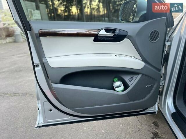 Сірий Ауді Ку 7, об'ємом двигуна 2.97 л та пробігом 257 тис. км за 19999 $, фото 9 на Automoto.ua