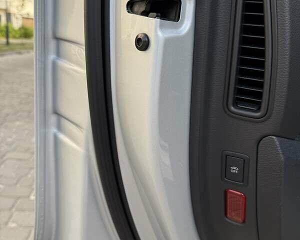 Сірий Ауді Ку 7, об'ємом двигуна 2.97 л та пробігом 176 тис. км за 28500 $, фото 14 на Automoto.ua