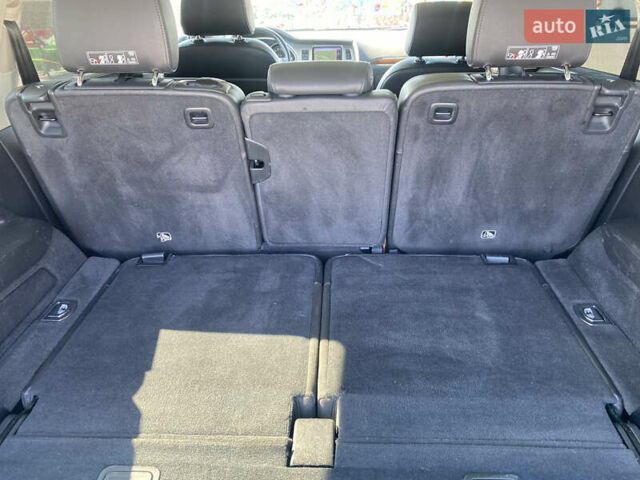 Сірий Ауді Ку 7, об'ємом двигуна 0 л та пробігом 296 тис. км за 17800 $, фото 17 на Automoto.ua