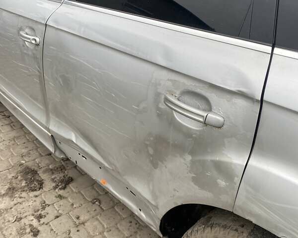 Сірий Ауді Ку 7, об'ємом двигуна 2.97 л та пробігом 200 тис. км за 12900 $, фото 7 на Automoto.ua