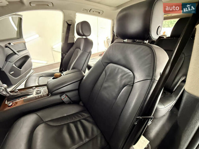 Сірий Ауді Ку 7, об'ємом двигуна 3 л та пробігом 257 тис. км за 17999 $, фото 51 на Automoto.ua