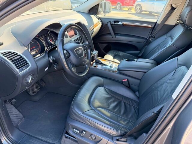 Сірий Ауді Ку 7, об'ємом двигуна 3 л та пробігом 81 тис. км за 10000 $, фото 5 на Automoto.ua