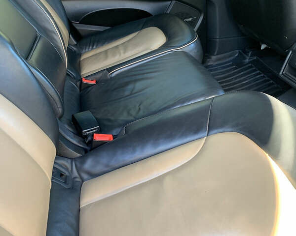 Серый Ауди Ку 7, объемом двигателя 2.97 л и пробегом 340 тыс. км за 20500 $, фото 13 на Automoto.ua