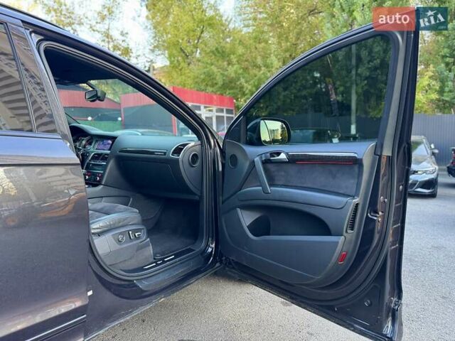 Ауди Ку 7 2013 в Киеве на Automoto.ua Серый Ауди Ку 7, объемом двигателя 2.97 л и пробегом 211 тыс. км за 21500 $, фото 12 на Automoto.ua