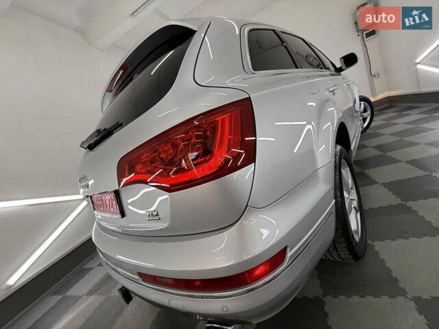 Сірий Ауді Ку 7, об'ємом двигуна 3 л та пробігом 257 тис. км за 17999 $, фото 90 на Automoto.ua