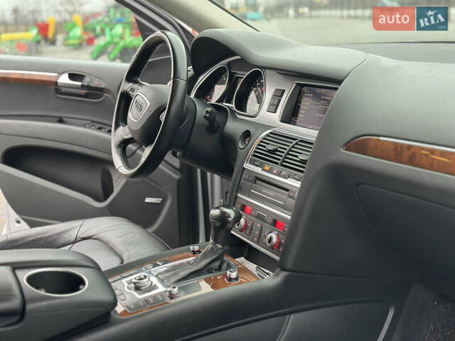 Сірий Ауді Ку 7, об'ємом двигуна 0 л та пробігом 296 тис. км за 17800 $, фото 12 на Automoto.ua