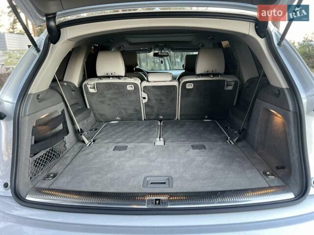 Сірий Ауді Ку 7, об'ємом двигуна 2.97 л та пробігом 257 тис. км за 19999 $, фото 21 на Automoto.ua