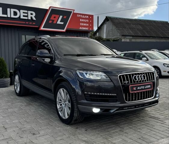 Ауди Ку 7 2013 в Кропивницком (Кировограде) на Automoto.ua Серый Ауди Ку 7, объемом двигателя 3 л и пробегом 191 тыс. км за 19300 $, фото 1 на Automoto.ua
