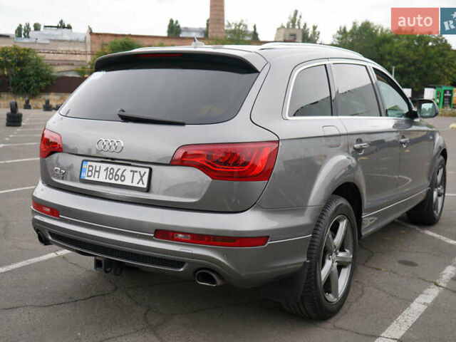 Серый Ауди Ку 7, объемом двигателя 3 л и пробегом 255 тыс. км за 16200 $, фото 3 на Automoto.ua