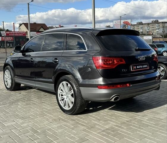 Ауди Ку 7 2013 в Кропивницком (Кировограде) на Automoto.ua Серый Ауди Ку 7, объемом двигателя 3 л и пробегом 191 тыс. км за 19300 $, фото 6 на Automoto.ua
