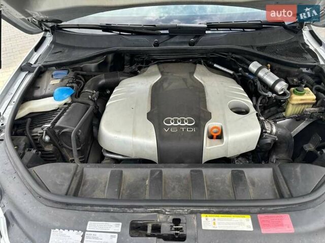 Сірий Ауді Ку 7, об'ємом двигуна 2.97 л та пробігом 214 тис. км за 21000 $, фото 4 на Automoto.ua