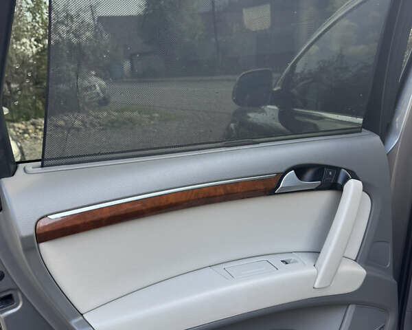 Серый Ауди Ку 7, объемом двигателя 2.97 л и пробегом 297 тыс. км за 20500 $, фото 16 на Automoto.ua