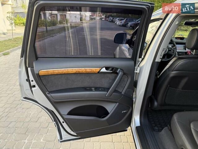 Сірий Ауді Ку 7, об'ємом двигуна 2.97 л та пробігом 176 тис. км за 28500 $, фото 15 на Automoto.ua