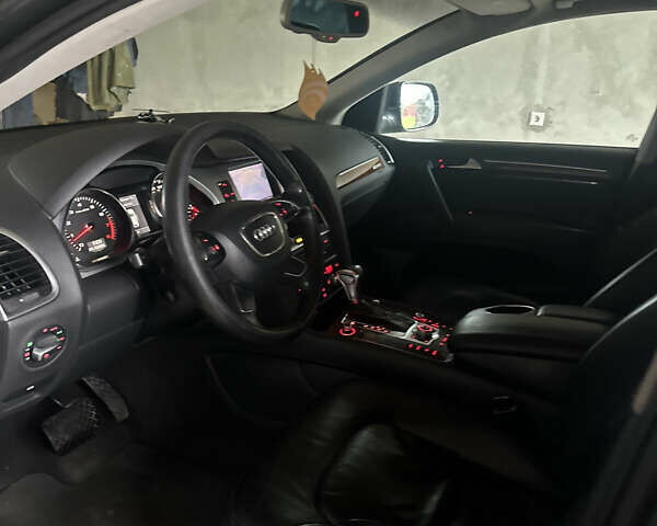 Ауди Ку 7 2013 в Самборе на Automoto.ua Серый Ауди Ку 7, объемом двигателя 3 л и пробегом 219 тыс. км за 12800 $, фото 13 на Automoto.ua