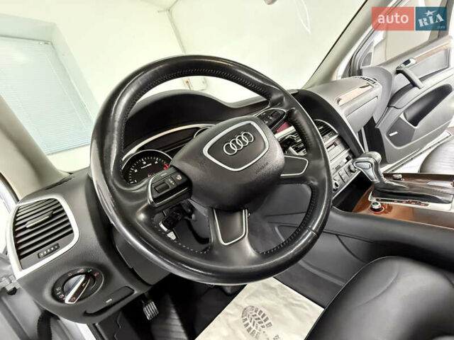 Сірий Ауді Ку 7, об'ємом двигуна 3 л та пробігом 257 тис. км за 17999 $, фото 53 на Automoto.ua
