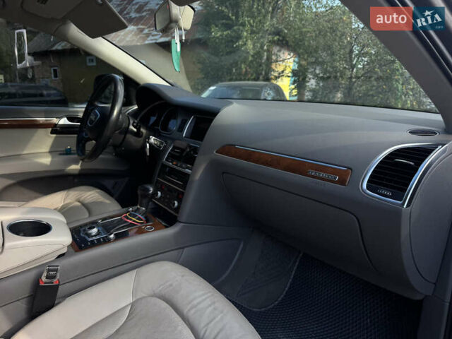 Серый Ауди Ку 7, объемом двигателя 2.97 л и пробегом 297 тыс. км за 20500 $, фото 13 на Automoto.ua