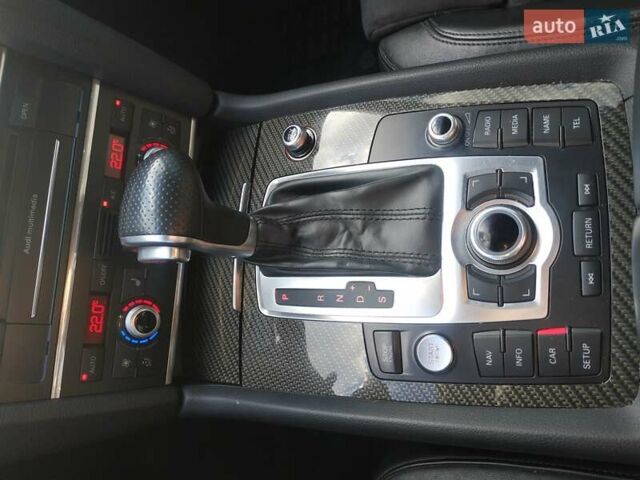 Серый Ауди Ку 7, объемом двигателя 3 л и пробегом 298 тыс. км за 22000 $, фото 7 на Automoto.ua