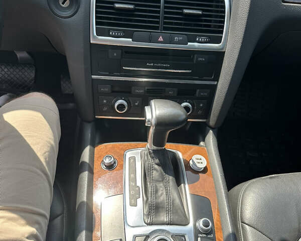 Ауди Ку 7 2013 в Хмельницком на Automoto.ua Серый Ауди Ку 7, объемом двигателя 2.97 л и пробегом 322 тыс. км за 20000 $, фото 18 на Automoto.ua