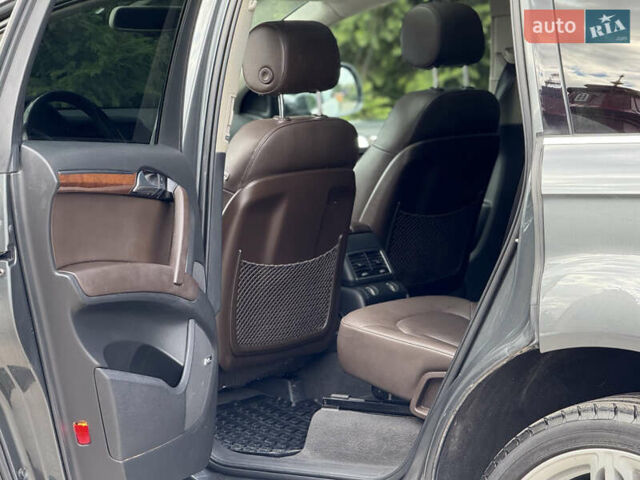 Сірий Ауді Ку 7, об'ємом двигуна 3 л та пробігом 390 тис. км за 12900 $, фото 36 на Automoto.ua