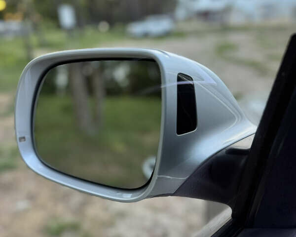 Серый Ауди Ку 7, объемом двигателя 3 л и пробегом 190 тыс. км за 17500 $, фото 37 на Automoto.ua