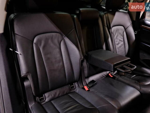 Серый Ауди Ку 7, объемом двигателя 3 л и пробегом 126 тыс. км за 12900 $, фото 44 на Automoto.ua