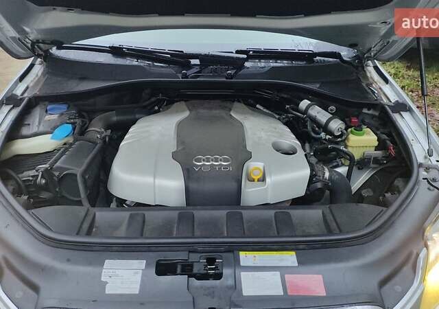 Серый Ауди Ку 7, объемом двигателя 2.97 л и пробегом 177 тыс. км за 20750 $, фото 52 на Automoto.ua