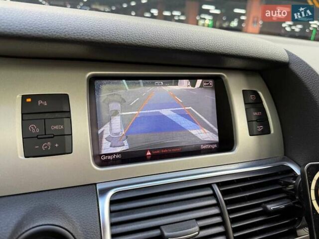 Сірий Ауді Ку 7, об'ємом двигуна 3 л та пробігом 242 тис. км за 17990 $, фото 23 на Automoto.ua