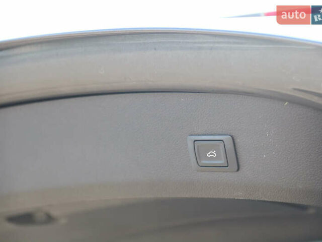 Сірий Ауді Ку 7, об'ємом двигуна 3 л та пробігом 193 тис. км за 16500 $, фото 46 на Automoto.ua