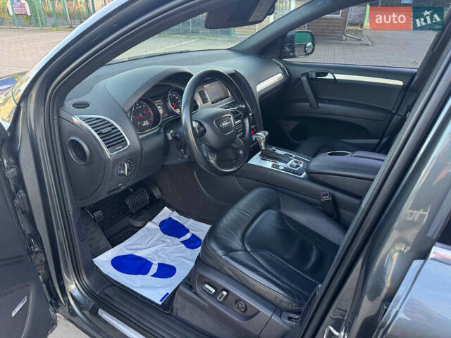 Сірий Ауді Ку 7, об'ємом двигуна 3 л та пробігом 274 тис. км за 17500 $, фото 24 на Automoto.ua