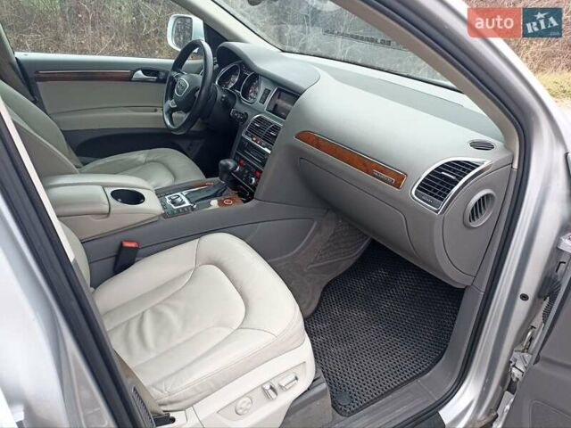 Серый Ауди Ку 7, объемом двигателя 2.97 л и пробегом 366 тыс. км за 17500 $, фото 10 на Automoto.ua