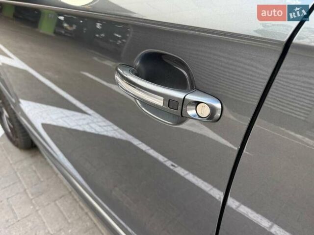 Сірий Ауді Ку 7, об'ємом двигуна 3 л та пробігом 242 тис. км за 17990 $, фото 12 на Automoto.ua