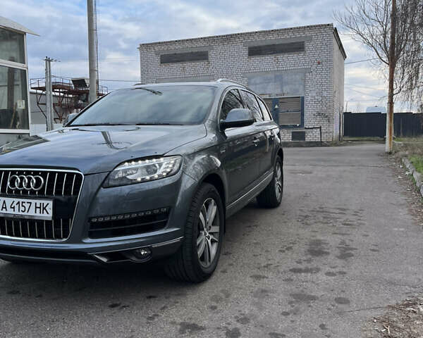 Сірий Ауді Ку 7, об'ємом двигуна 3 л та пробігом 190 тис. км за 17000 $, фото 1 на Automoto.ua