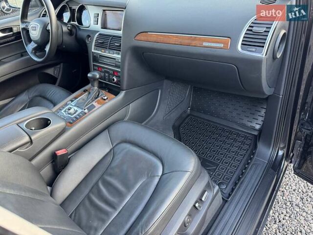 Серый Ауди Ку 7, объемом двигателя 2.97 л и пробегом 165 тыс. км за 20500 $, фото 11 на Automoto.ua