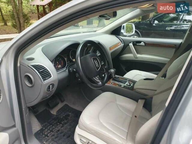 Серый Ауди Ку 7, объемом двигателя 3 л и пробегом 155 тыс. км за 13800 $, фото 3 на Automoto.ua