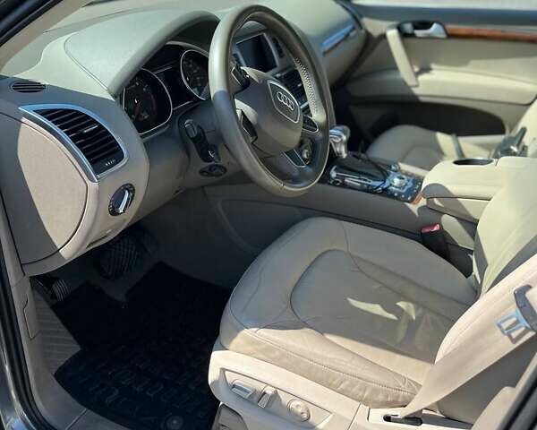 Сірий Ауді Ку 7, об'ємом двигуна 3 л та пробігом 230 тис. км за 18000 $, фото 18 на Automoto.ua