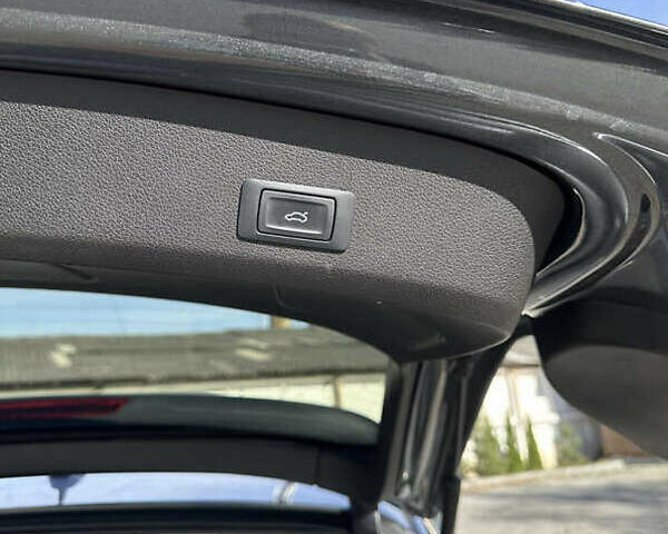 Серый Ауди Ку 7, объемом двигателя 2.97 л и пробегом 144 тыс. км за 19700 $, фото 22 на Automoto.ua