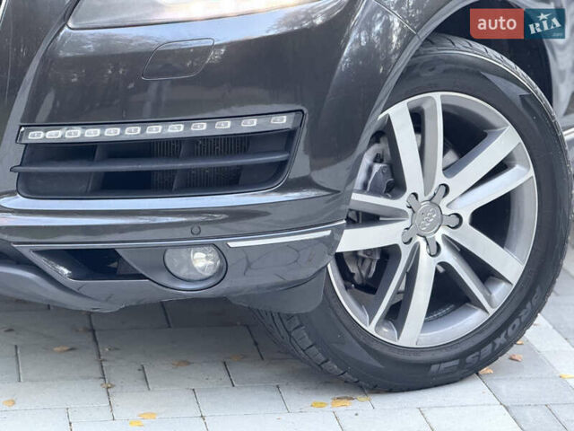 Ауді Ку 7 2014 у Тернополі на Automoto.ua Сірий Ауді Ку 7, об'ємом двигуна 3 л та пробігом 180 тис. км за 14999 $, фото 5 на Automoto.ua