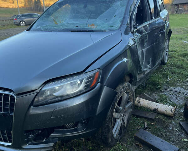 Серый Ауди Ку 7, объемом двигателя 2.97 л и пробегом 206 тыс. км за 8500 $, фото 2 на Automoto.ua