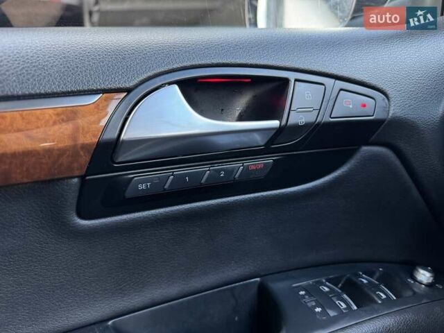 Серый Ауди Ку 7, объемом двигателя 2.97 л и пробегом 165 тыс. км за 20500 $, фото 62 на Automoto.ua